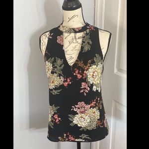 Nine Britton Keyhole Blouse